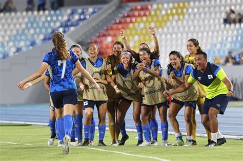 Jugadora de la Selecta femenina Hace 5 años sólo una persona llegaba