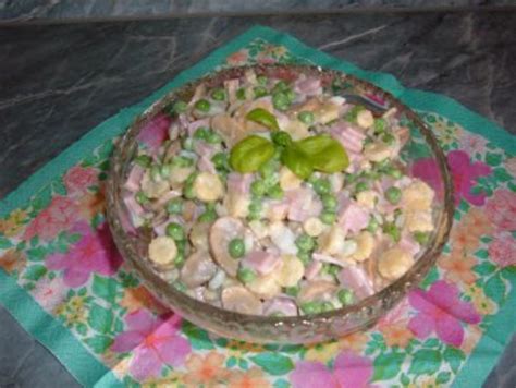 Eiersalat Mit Erbsen Und Champignons Rezept Kochbar De