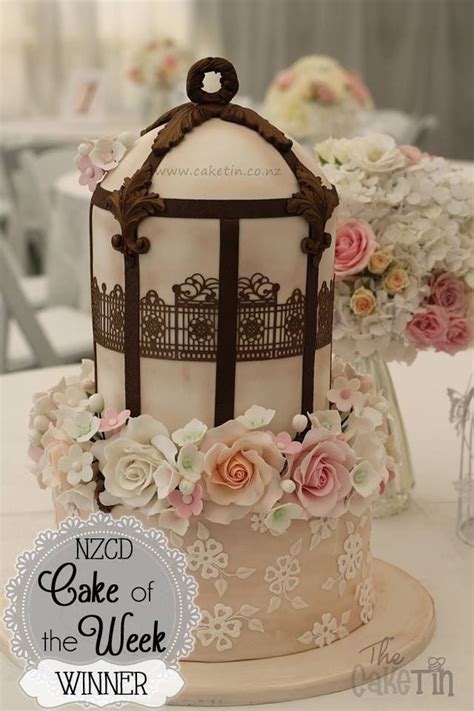 Pin By Yamileth Parafita On Disney Cake Birdcage Wedding Cake Disney