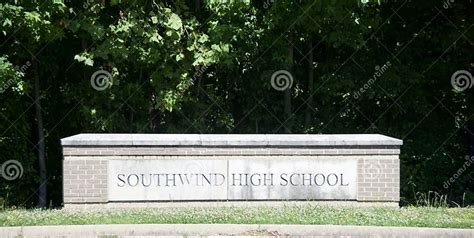 Southwind High School Marquee, Memphis, TN Editorial Stock Image ...