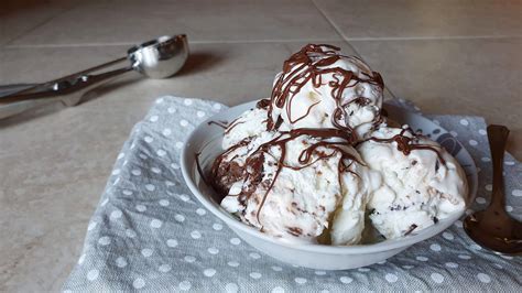 Gelato Variegato Alla Nutella Ricetta Facile Senza Gelatiera Rosly A