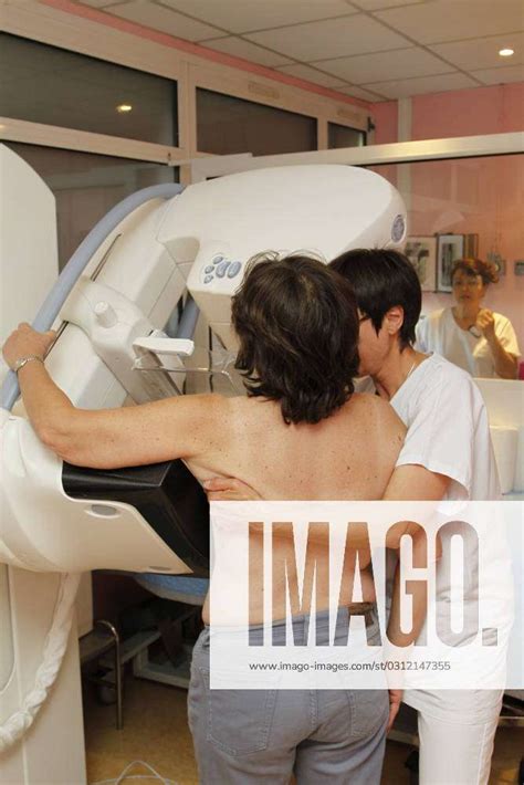 Mammogram Exam Senology Center Digital Mammography Every 2 Years Women Over 50 Are Invited To