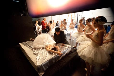 Black Swan => Behind the Scenes - Black Swan Photo (26175863) - Fanpop