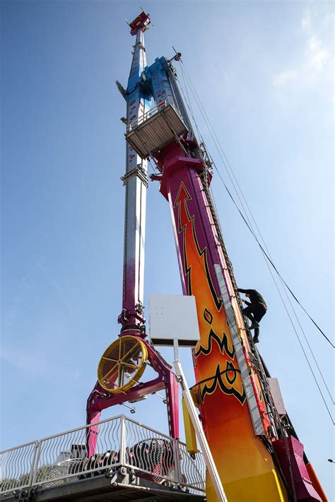 Tours la fête foraine prête à ouvrir vendredi 29 avril avec tout à 2