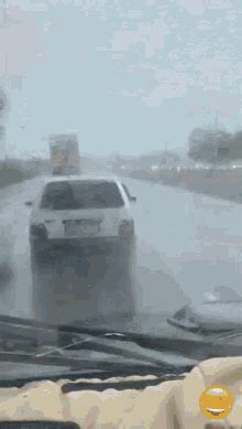 Funny Rain GIFs | Tenor