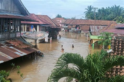 Banjir Kepung Muratara 7 Kecamatan Terendam Dan 20 Ribu Warga Terdampak