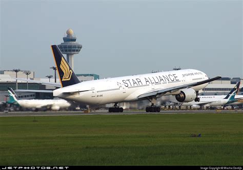 9V SYE Boeing 777 312 Singapore Airlines Mischa Oordijk JetPhotos