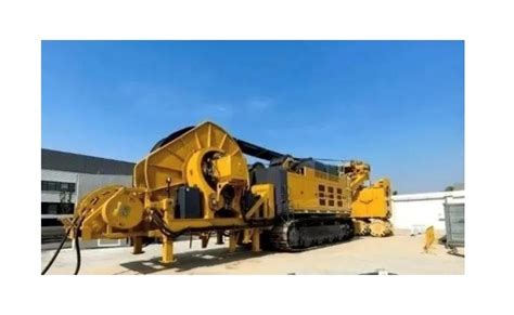 Xcmg Debuts The World S First Vertical Milling Mining Machine For