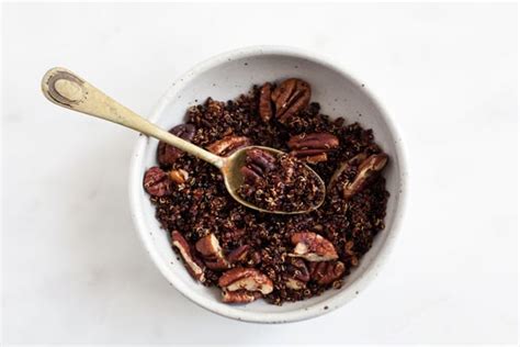 Roasted Beet, Baby Spinach, and Quinoa Salad | The Full Helping