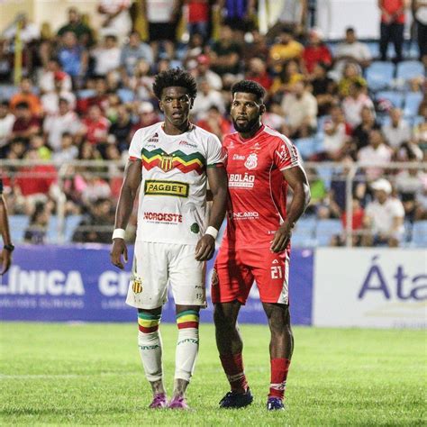 Sampaio Corr A Realiza Nico Treino Antes Do Jogo Contra O Imperatriz