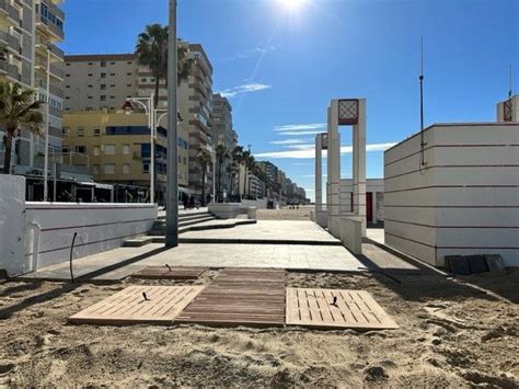 El Ayuntamiento prepara la temporada de playas con una nueva ampliación