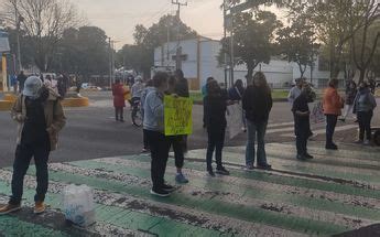 En Coyoacán vecinos bloquean Miramontes por falta de agua Telediario