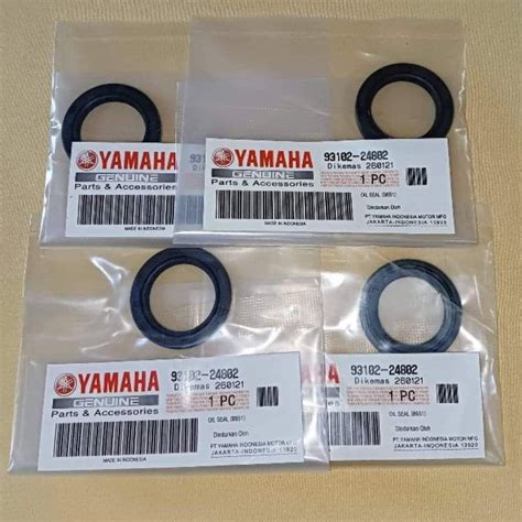 Pulley Oil Seal Left Side Yamaha Nmax Aerox V V Shopee