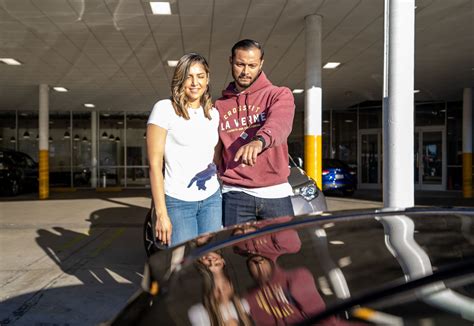 Important Tips to Buy Luxury Cars | Olympic Auto Sales