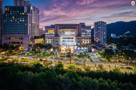 Heartpatrick Spaces Shopping Malls Portfolio For Capitaland