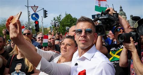 Telex Publicus Gyurcsány Soros Orbán Rogán is állhat Magyar Péter