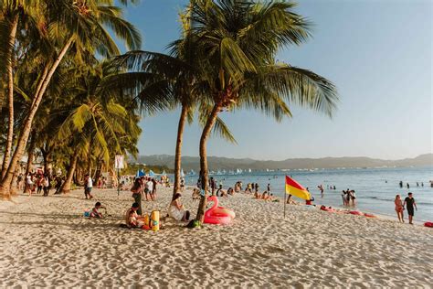 Boracay Island And Beach Hopping Boat Tour With Snorkeling