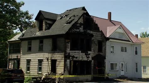 Police officer helps children escape from deadly fire in Livermore ...