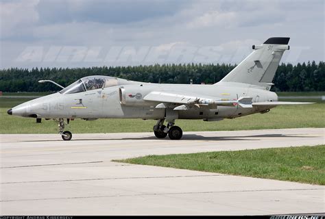 AMX International AMX - Italy - Air Force | Aviation Photo #1775764 | Airliners.net