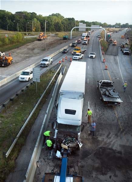 I 75 Southbound Reopens After Early Morning Fatal Crash The Blade