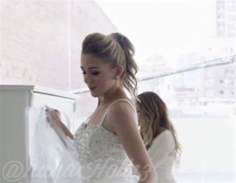 Added By Hahah0ll13 Chloe Lukasiak In The Video Alice By Bianca Ryan