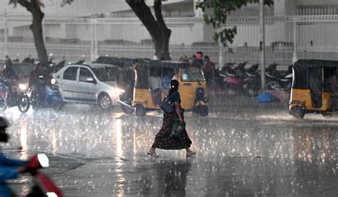 Imd Issues Orange Alert For 8 Districts Of Himachal Pradesh Today