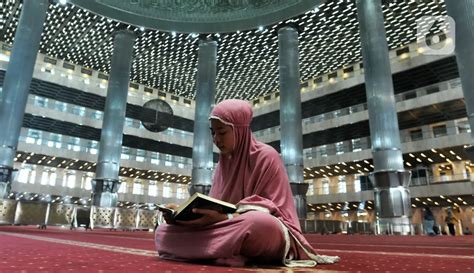 Foto Meningkatkan Ibadah Selama Bulan Suci Ramadhan Foto Liputan