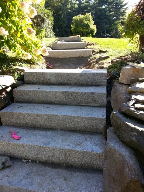 Bluestone Walkway and Granite Steps - Boxborough, MA - Concord Stoneworks