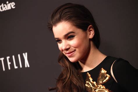 "True Grit" Star Hailee Steinfeld Signs With CAA - The Tracking Board