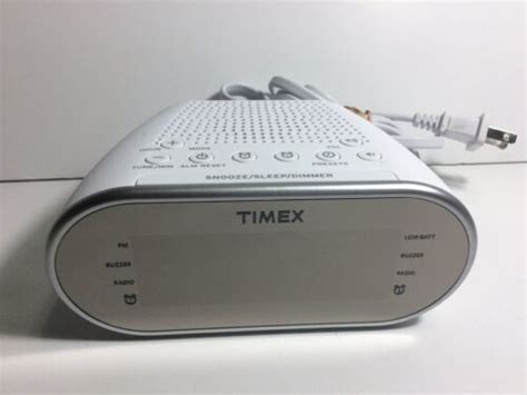 Timex Am Fm Clock Radio With Digital Tuning Dual Alarm Working