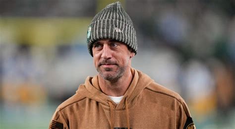 Report Jets Aaron Rodgers Expected To Be Medically Cleared To Play