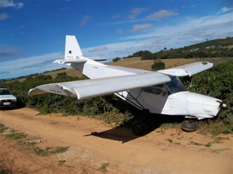 Brasil Avi O Monomotor Faz Pouso For Ado Na Zona Rural De Campanha Mg