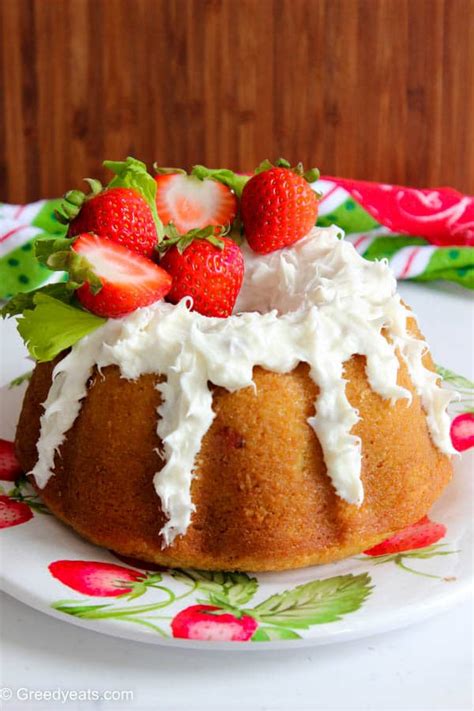 Strawberry Bundt Cake Recipe With Strawberry Swirl