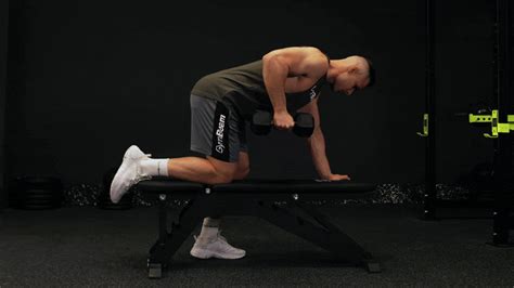 10 najlepszych ćwiczeń na triceps GymBeam Blog