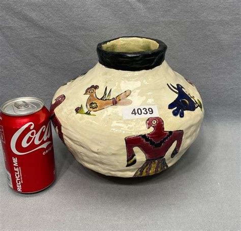 Ethnographic Studio Pottery Vase Signed Dixon S Auction At Crumpton