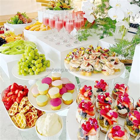 Round Square Wedding Party Acrylic Food Cubes White Plinth Food Stand