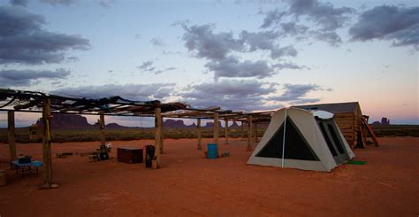 Monument Valley Camping and Places to Stay – Camera and a Canvas