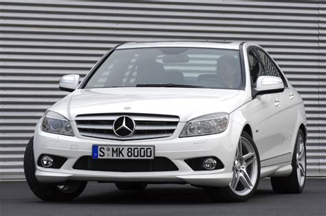 Mercedes Benz C 180 Kompressor BlueEFFICIENCY autó műszaki adatok