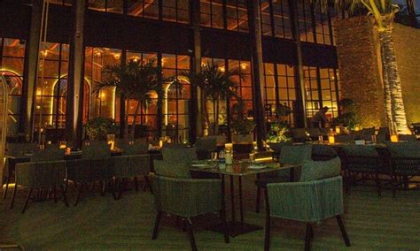 6 Beautiful Restaurants In Karachi To Enjoy Your Winter Nights