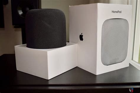 Apple HomePod Large Smart Speaker Space Grey 1st Gen Original