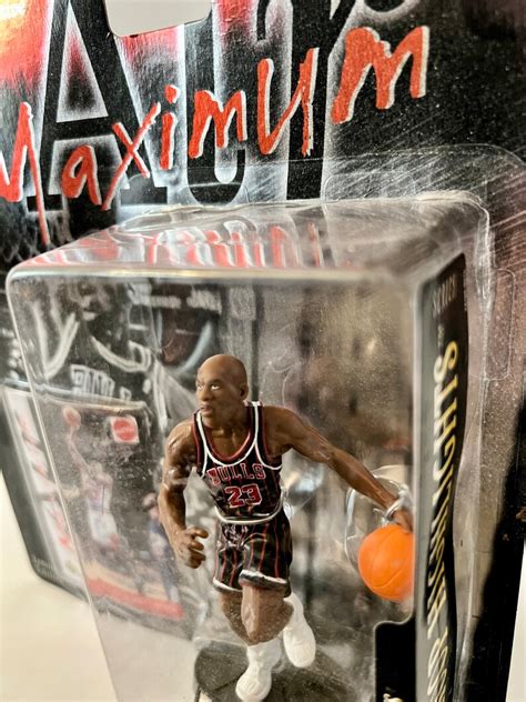 Michael Jordan Maximum Air Action Figure With Collectible Card Nba