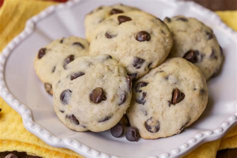 Banana Chocolate Chip Cookies {quick Easy} Lil Luna