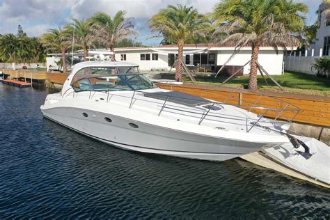 45 Sea Ray 420 Sundancer 2004 HMY Yachts