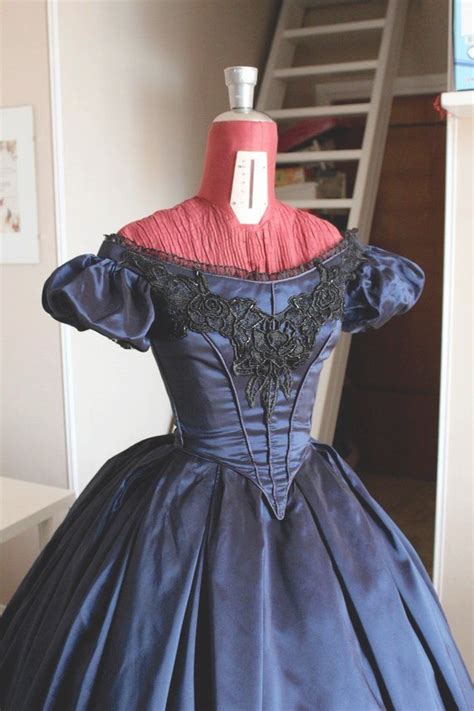 Victorian Ball Gown In Blue Taffeta With Lace Application And Mit