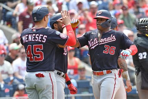 Grand Slam By Stone Garrett Lifts Nats Over Phillies Reuters