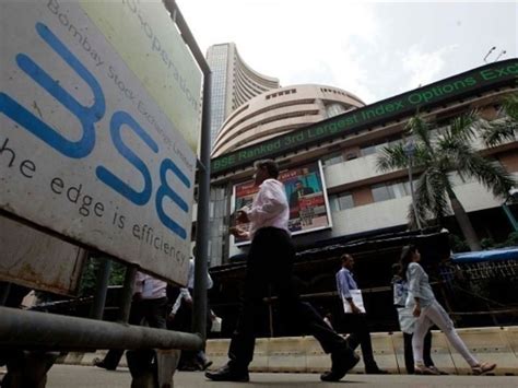 Stock Market Pares Gains Sensex Climbs 165 Points Nifty Settles Above 19 400 It Leads Psu