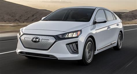 Hyundai Ioniq Facelift Arrives In The Us With Better Tech And More