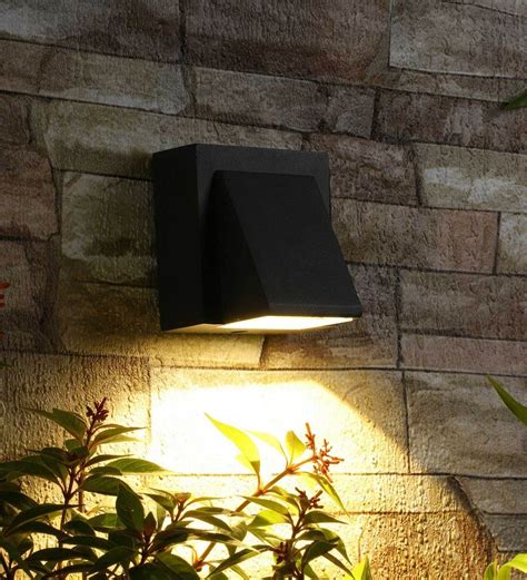 Buy Gracy Black Metal Outdoor Wall Light by Eliante by Jainsons Lights ...