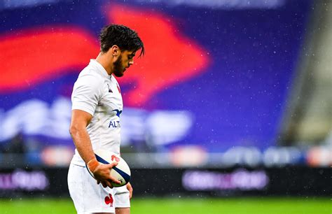 Sans Jouer Le Xv De France Perd Une Place Au Classement World Rugby