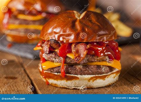 Greasy Bacon Cheeseburger